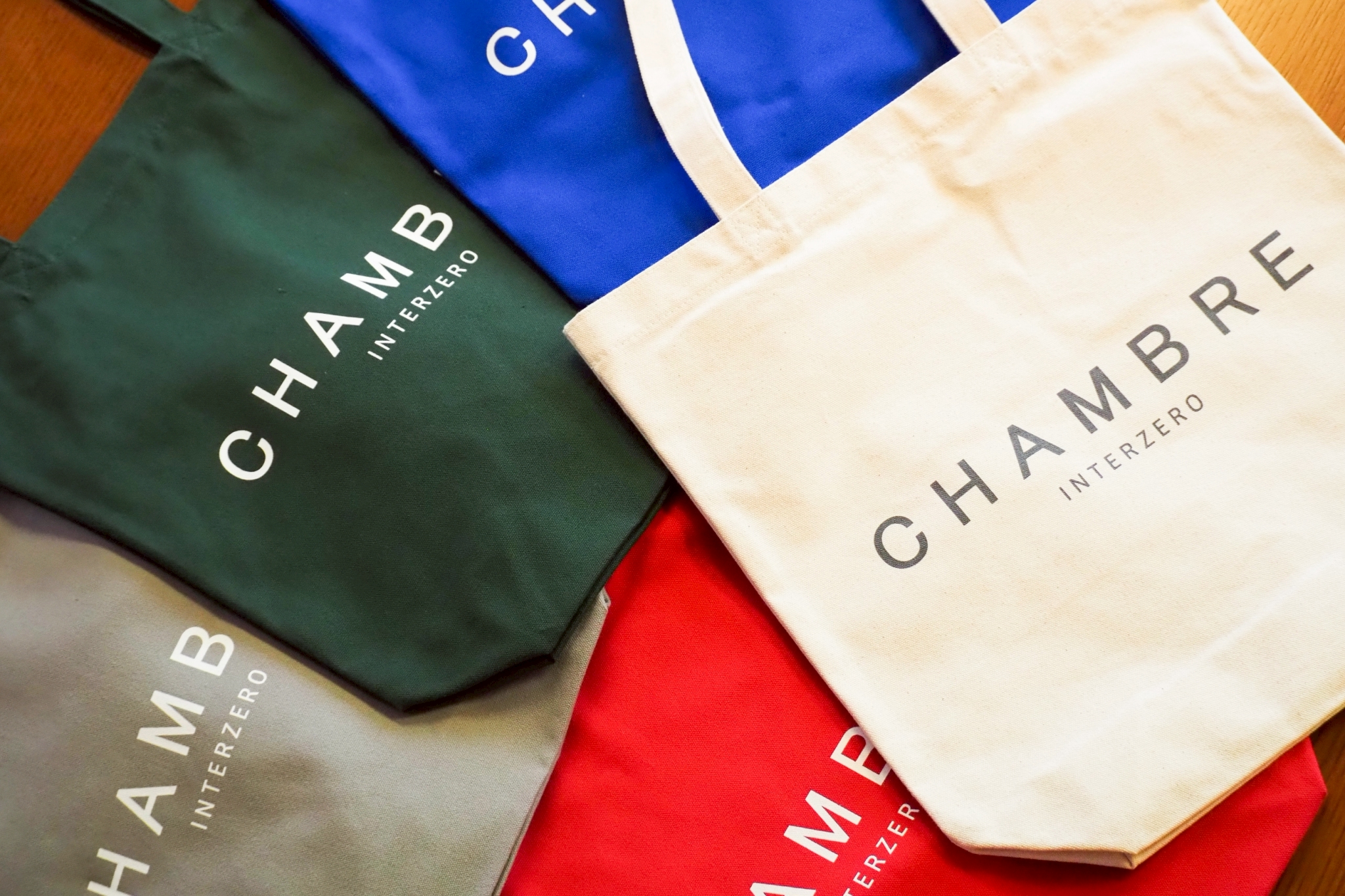 ロゴ入りトートバック5色